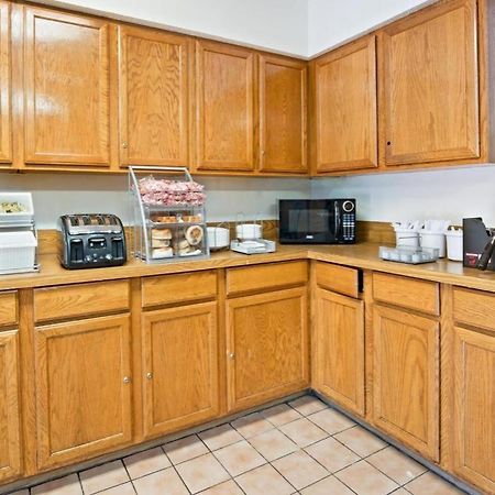 Super 8 By Wyndham Plano/Dallas Area Zewnętrze zdjęcie
